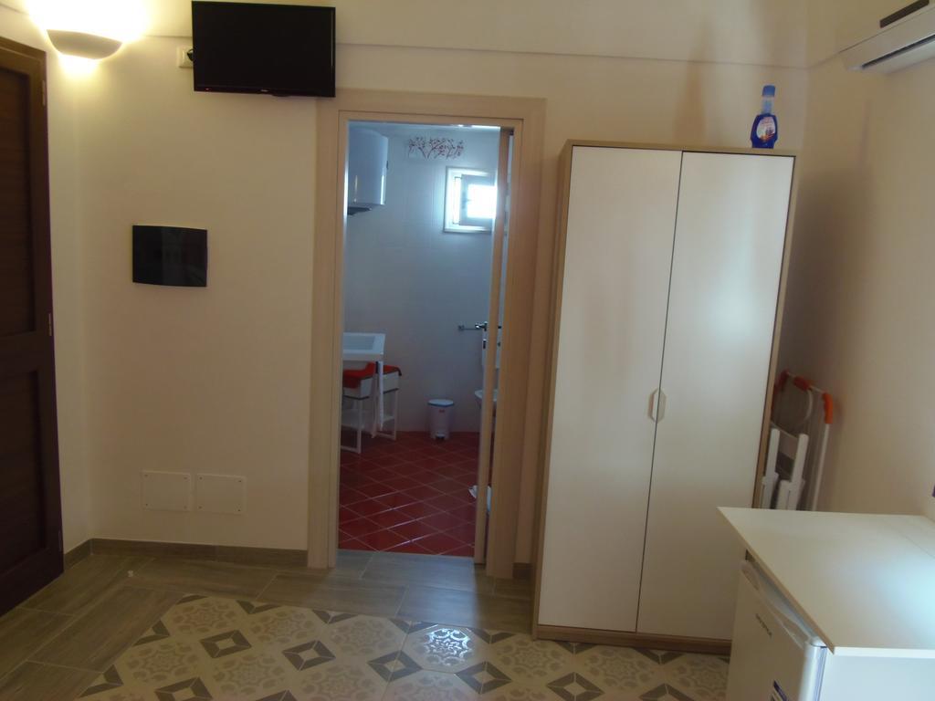 B&B Luiro Castellaneta Rum bild